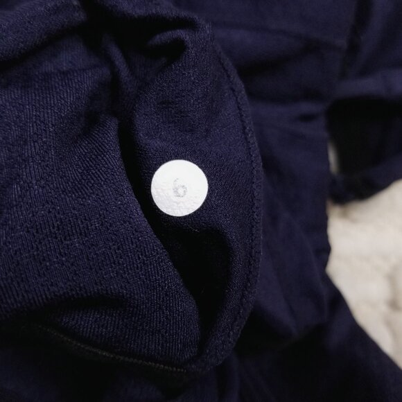 Lululemon Flow and Go Tank Deep Indigo Sz 6 - Picture 7 of 7